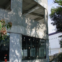LATERAL ESQUERDA DA FRENTE